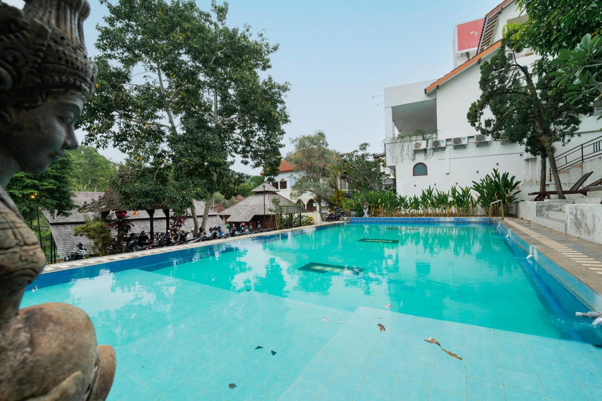 Padi Heritage Hotel Malang Exteriör bild